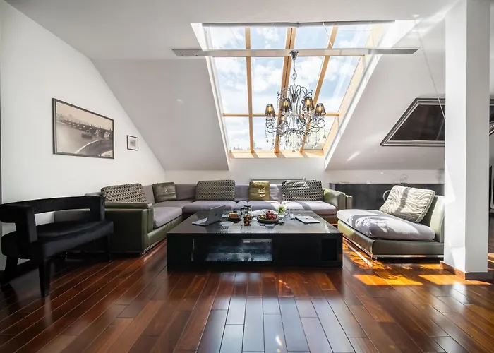 Daire View Luxury With Foosball & Xbox - In Centre *