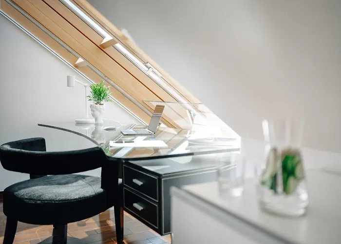 View Luxury With Foosball & Xbox - In Centre * Prag