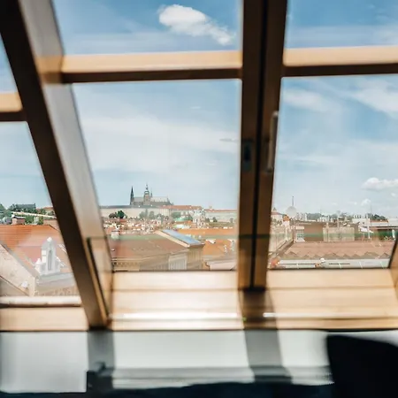 Apartment View Luxury With Foosball & Xbox - In Centre