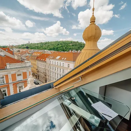 View Luxury With Foosball & Xbox - In Centre Prague