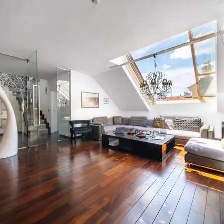 View Luxury With Foosball & Xbox - In Centre